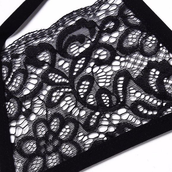 NWT Sexy Little Black Lace Strappy Bralette - Picture 4 of 8